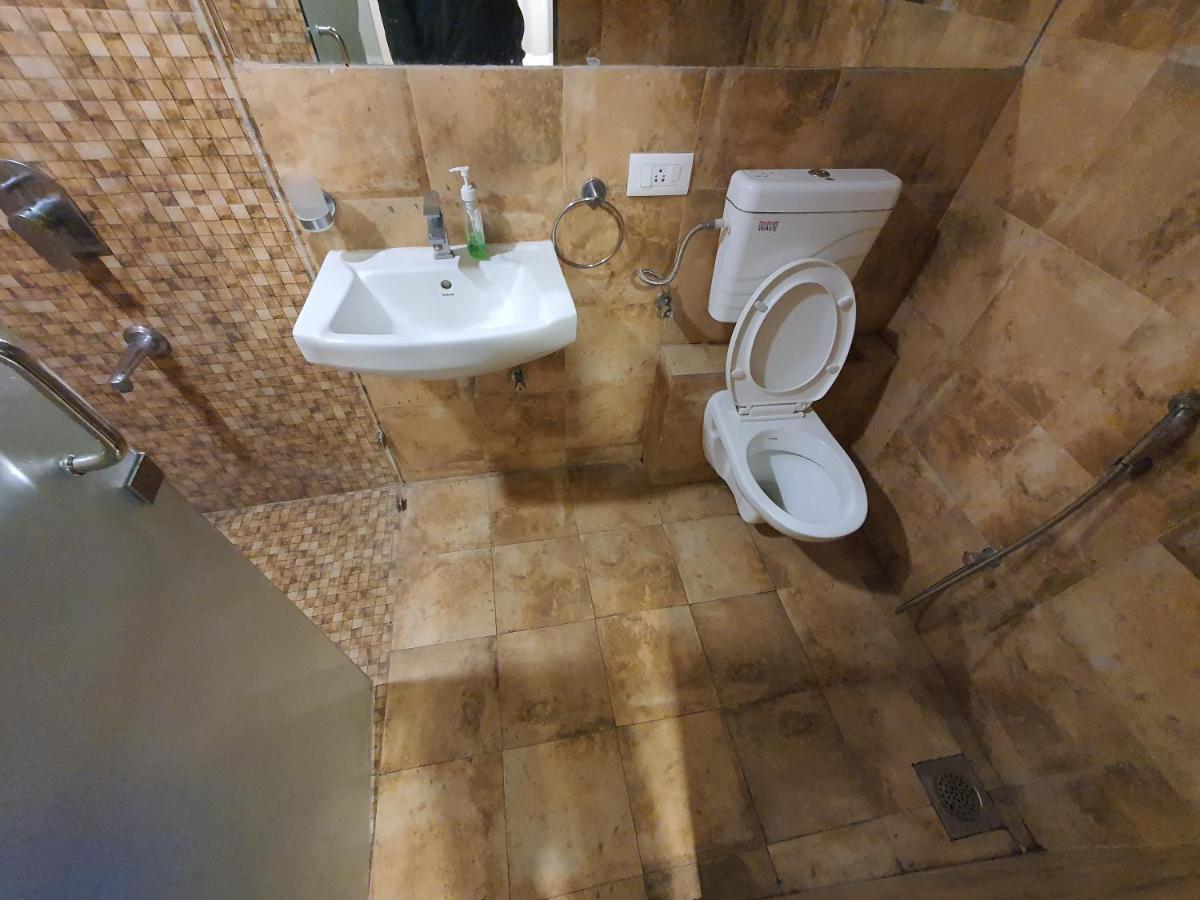 P C Homes At Belliza Near Airport Сурат Екстер'єр фото